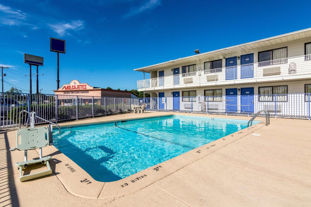 Hotel 6-lumberton, Nc 3*